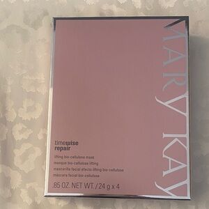 Mary Kay Timewise Repair Lifting Mask in Pink Packaging